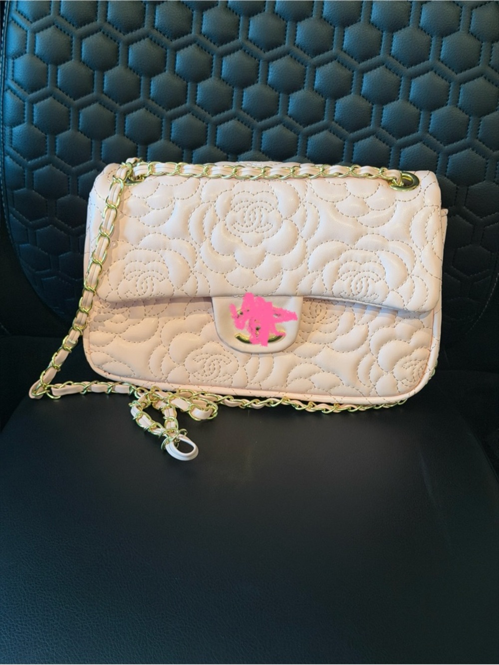 Quilted Floral Chain Shoulder Bag in Light Pink - Picture 2 of 5